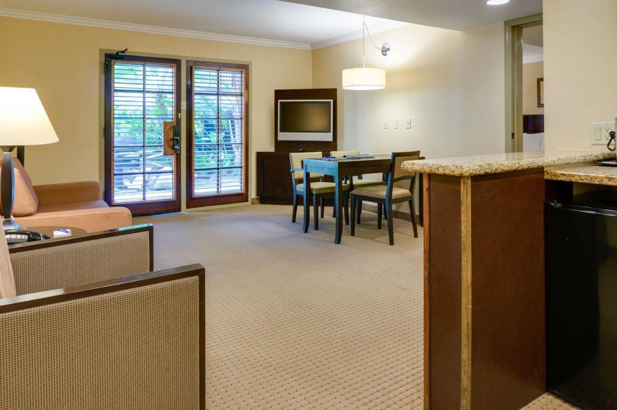 Buena Park Grand Hotel & Suites エクステリア 写真