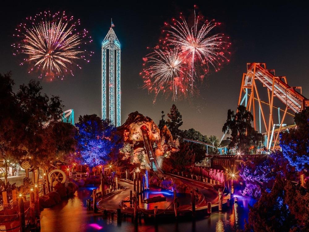 Buena Park Grand Hotel & Suites エクステリア 写真