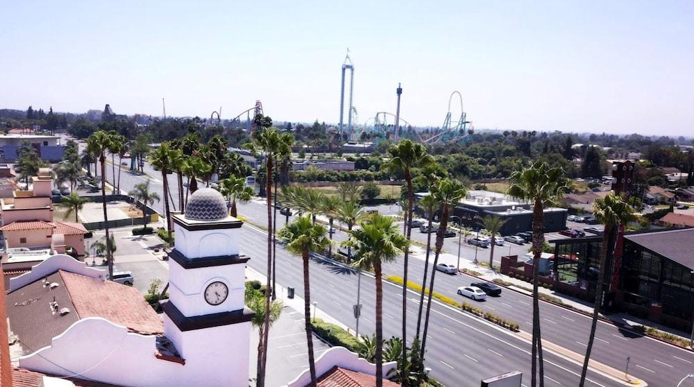 Buena Park Grand Hotel & Suites エクステリア 写真