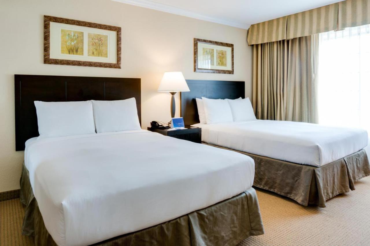 Buena Park Grand Hotel & Suites エクステリア 写真