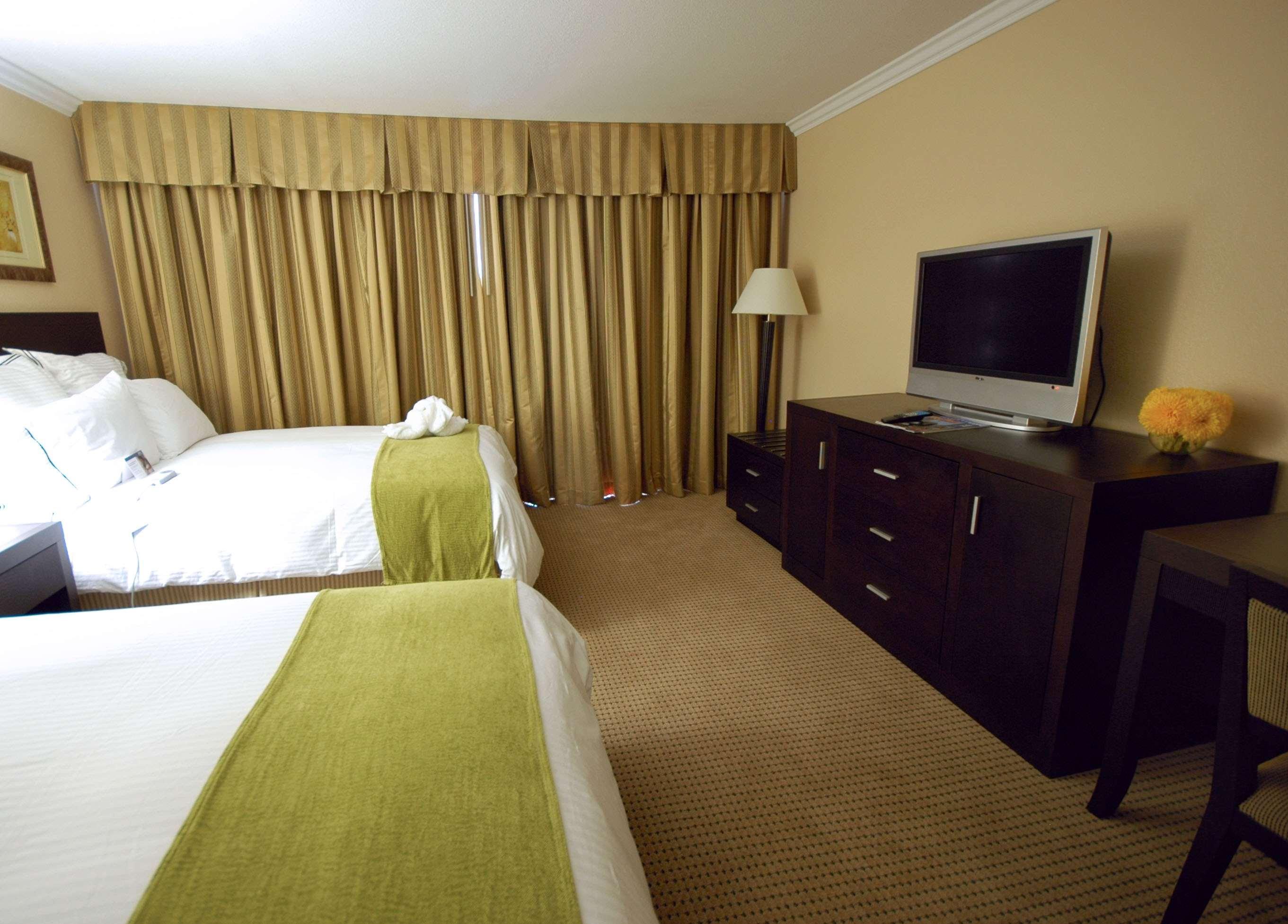 Buena Park Grand Hotel & Suites エクステリア 写真