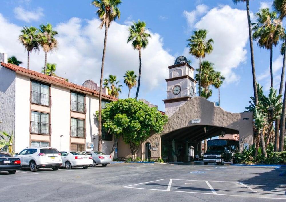 Buena Park Grand Hotel & Suites エクステリア 写真