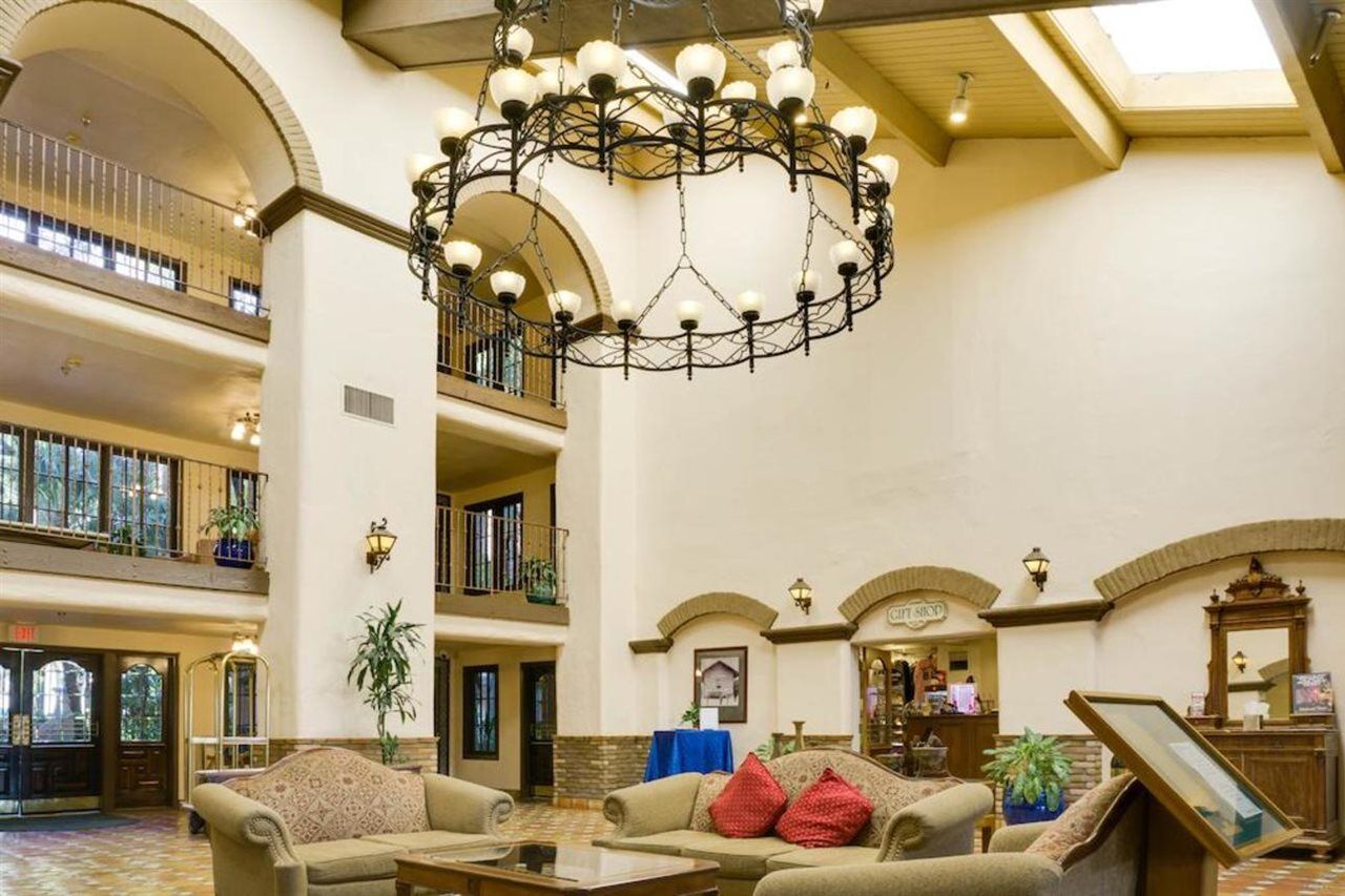 Buena Park Grand Hotel & Suites エクステリア 写真