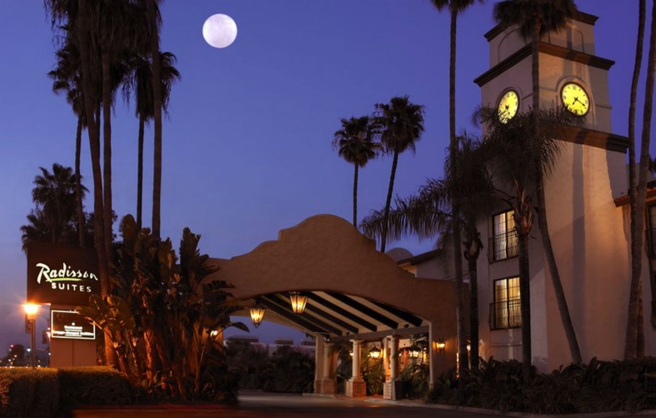 Buena Park Grand Hotel & Suites エクステリア 写真